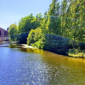 Cocoa River - Two Bed, Two Bath With Allocated Parking Apartment