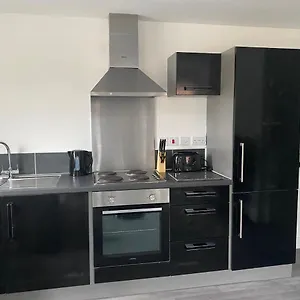 Doncaster Furnished House For Short Lets Holiday home