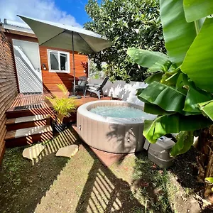  Hébergement de vacances Bungalow Cosy Pres Des Plages Guadeloupe