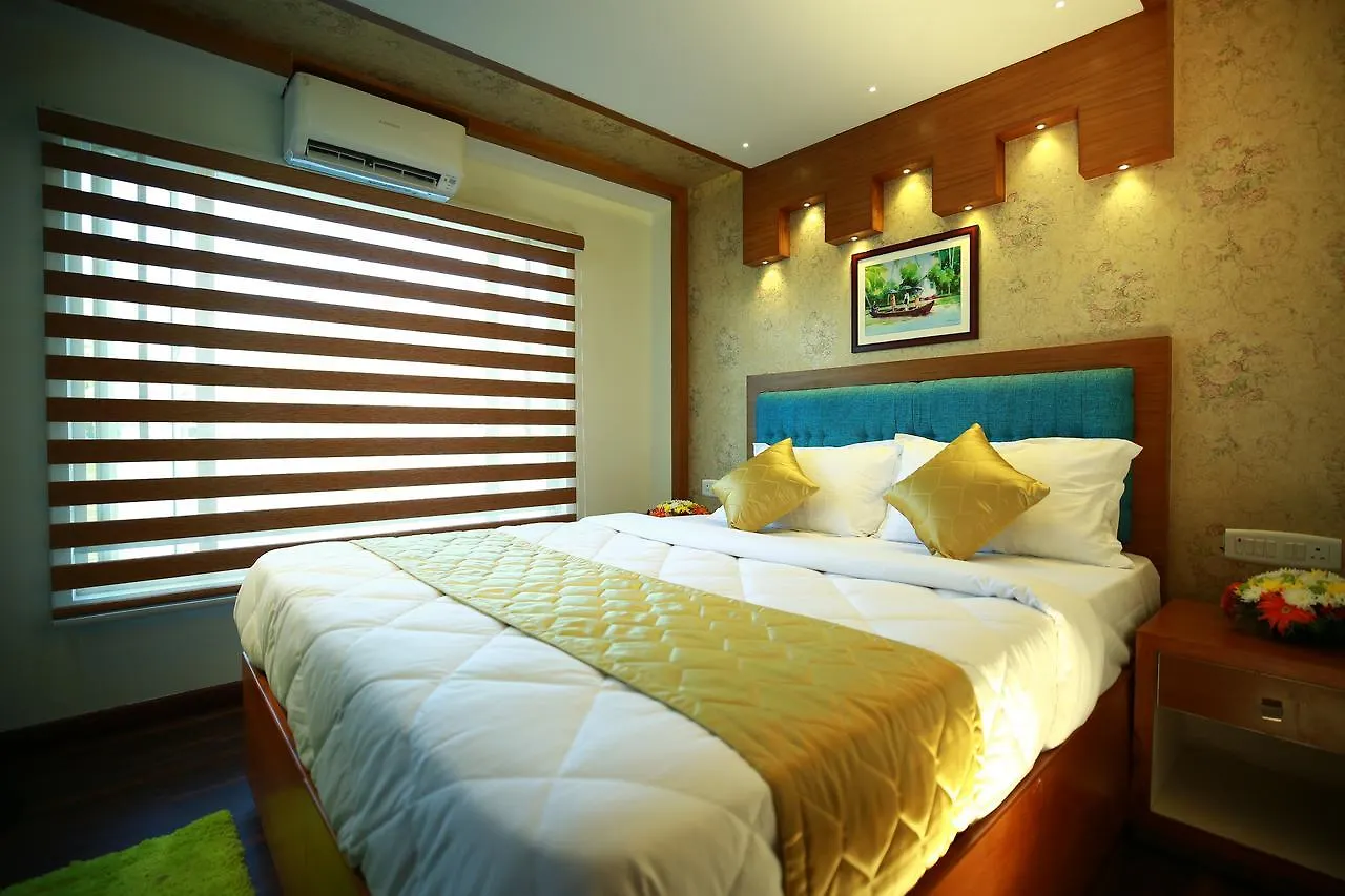 Southern Panorama Houseboats Alappuzha Botel